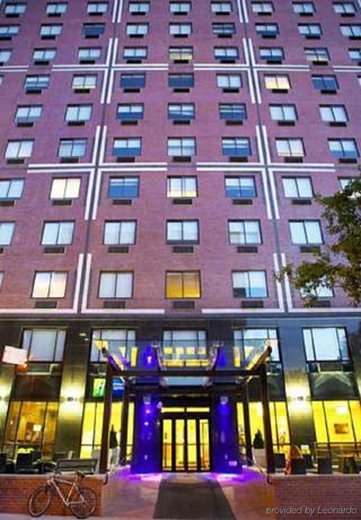 Holiday Inn Express Manhattan Midtown West By Ihg New York Dış mekan fotoğraf