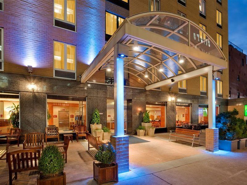 Holiday Inn Express Manhattan Midtown West By Ihg New York Dış mekan fotoğraf